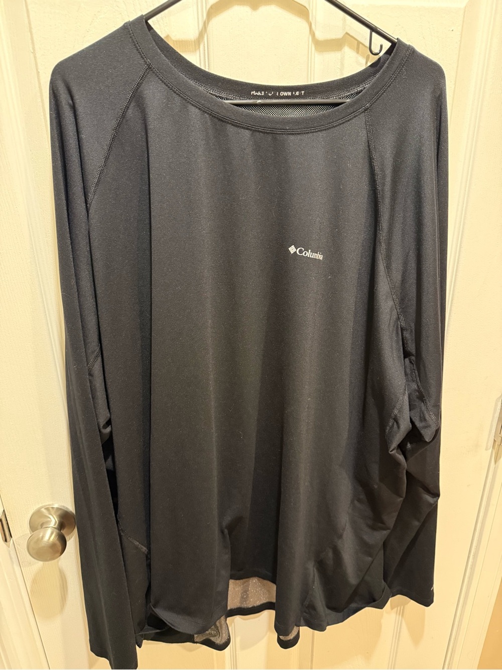 Columbia Black Long-Sleeve Performance Shirt